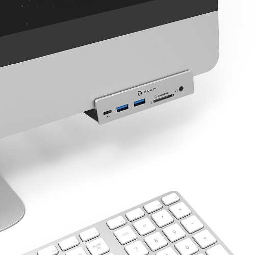 CASA HUB i8 USB-C port - Adam Elements